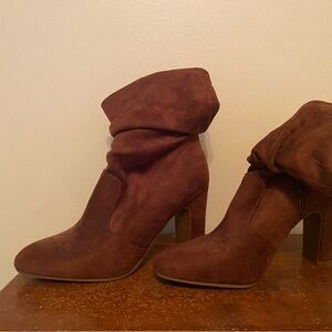Jessica Simpson Chocolate Heeled slouch ankle Boots size 8